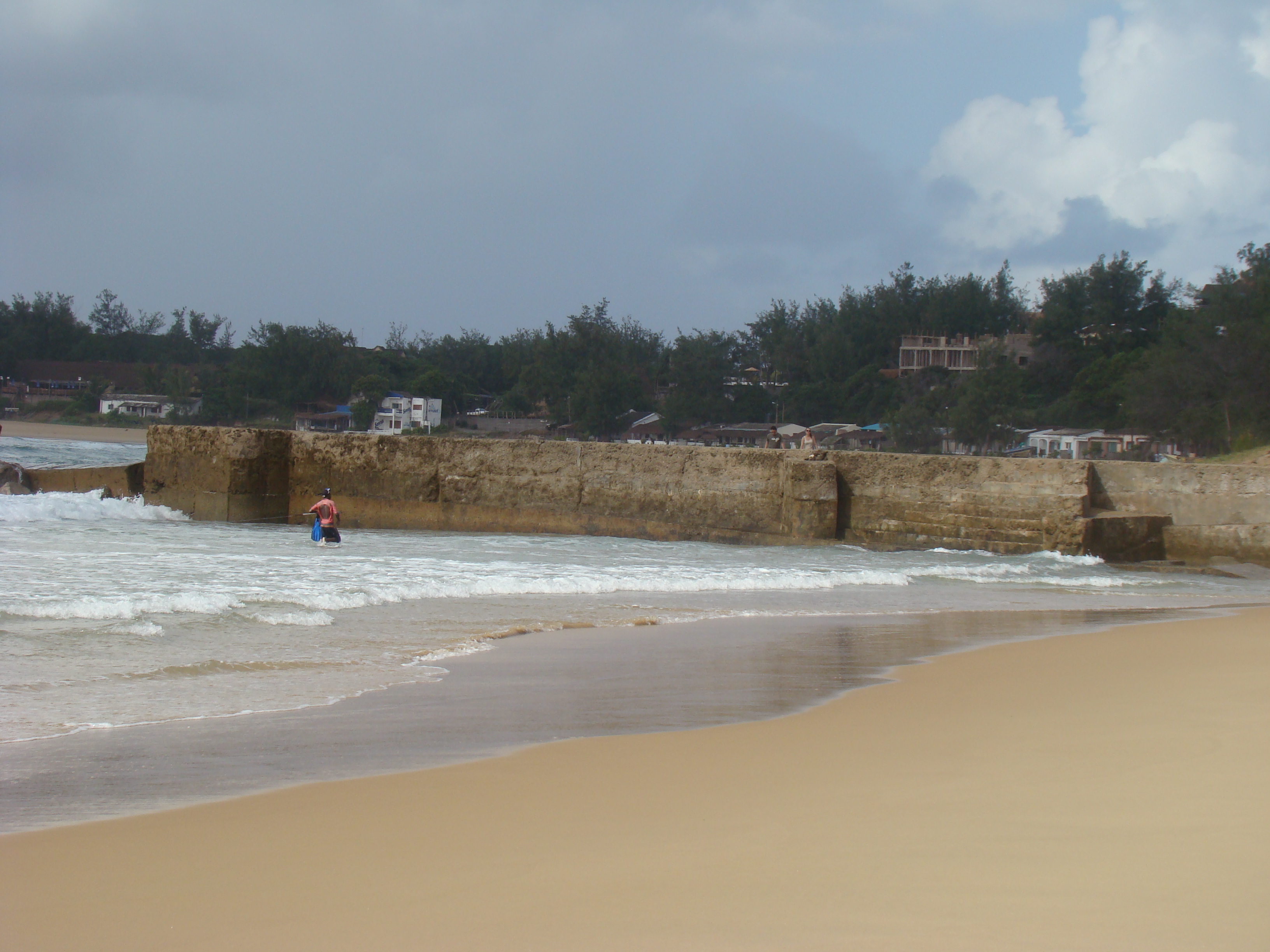 Inhambane Tofo  22 05 2010 A Maherry CSIR DSC04211